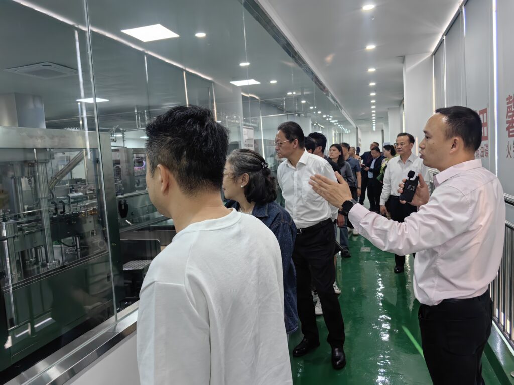 介绍参观