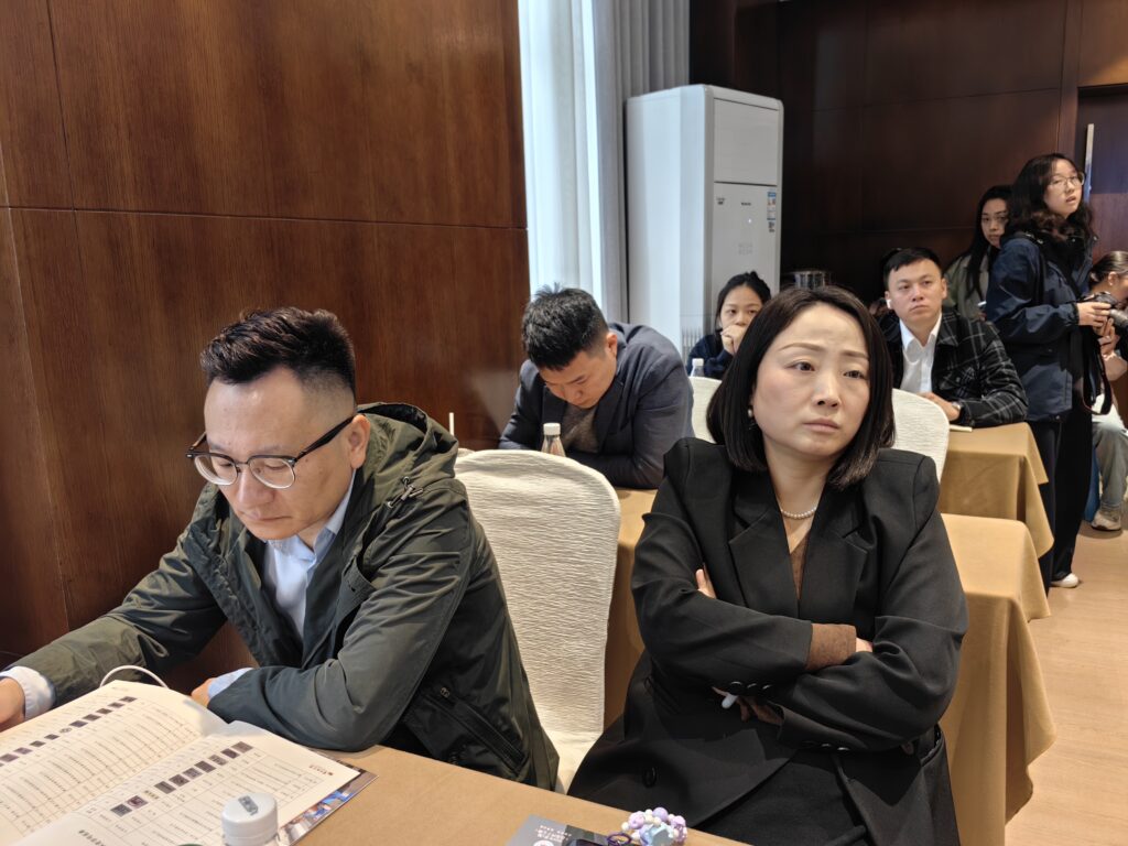 重庆老字号协会召开第三届第二次会员代表大会 25 周林